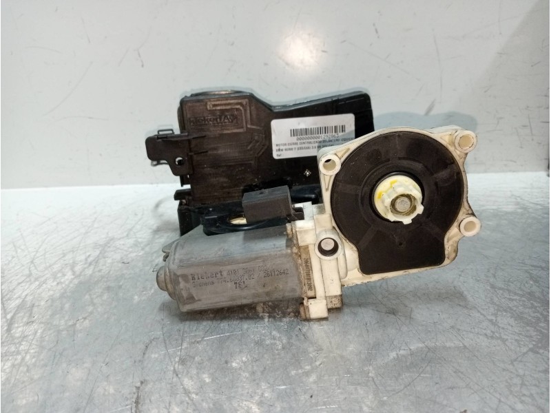 Recambio de motor cierre centralizado delantero izquierdo para bmw serie 7 (e65/e66) 3.6 v8 32v cat referencia OEM IAM 7028905  