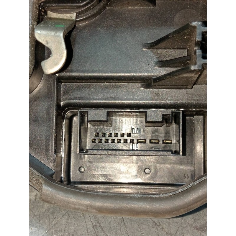 Recambio de motor cierre centralizado trasero derecho para bmw serie 7 (e65/e66) 3.6 v8 32v cat referencia OEM IAM 7028910  4P