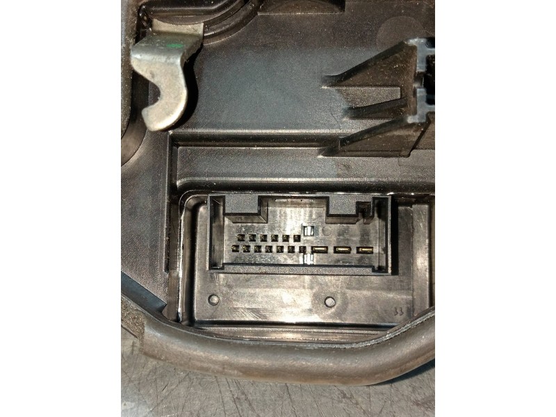 Recambio de motor cierre centralizado trasero derecho para bmw serie 7 (e65/e66) 3.6 v8 32v cat referencia OEM IAM 7028910  4P