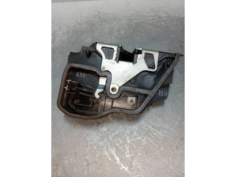 Recambio de motor cierre centralizado trasero izquierdo para bmw serie 5 touring (e61) 525d referencia OEM IAM 7167069  5P
