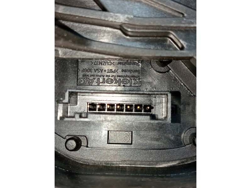 Recambio de motor cierre centralizado trasero izquierdo para bmw serie 5 touring (e61) 525d referencia OEM IAM 7167069  5P