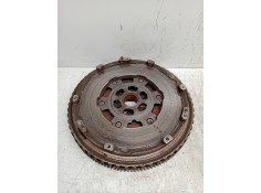 Recambio de kit embrague para renault megane iii berlina 5 p dynamique referencia OEM IAM    2