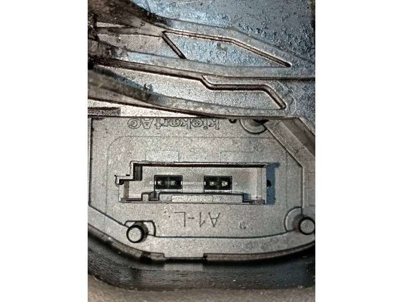 Recambio de motor cierre centralizado delantero izquierdo para bmw serie 5 lim. (f10) 520d referencia OEM IAM A053702  4P