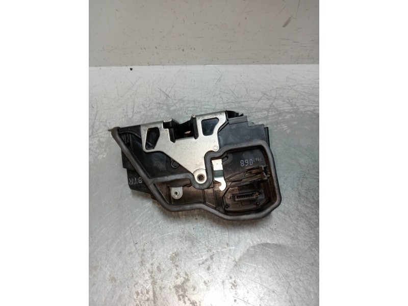 Recambio de motor cierre centralizado delantero derecho para bmw serie 5 berlina (e60) 535d referencia OEM IAM 7167068  4P
