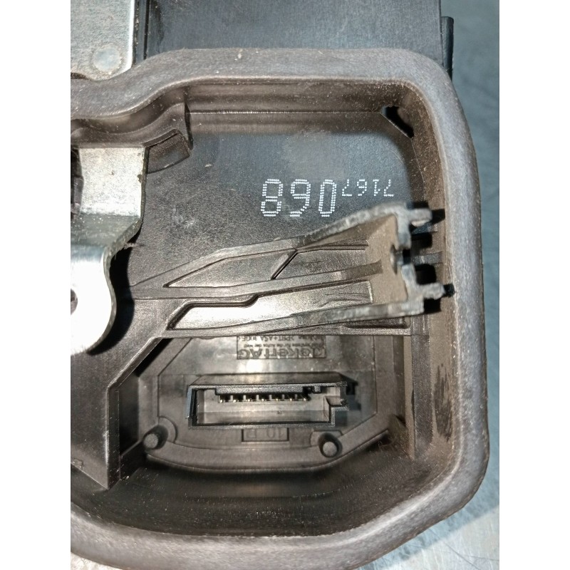 Recambio de motor cierre centralizado delantero derecho para bmw serie 5 berlina (e60) 535d referencia OEM IAM 7167068  4P