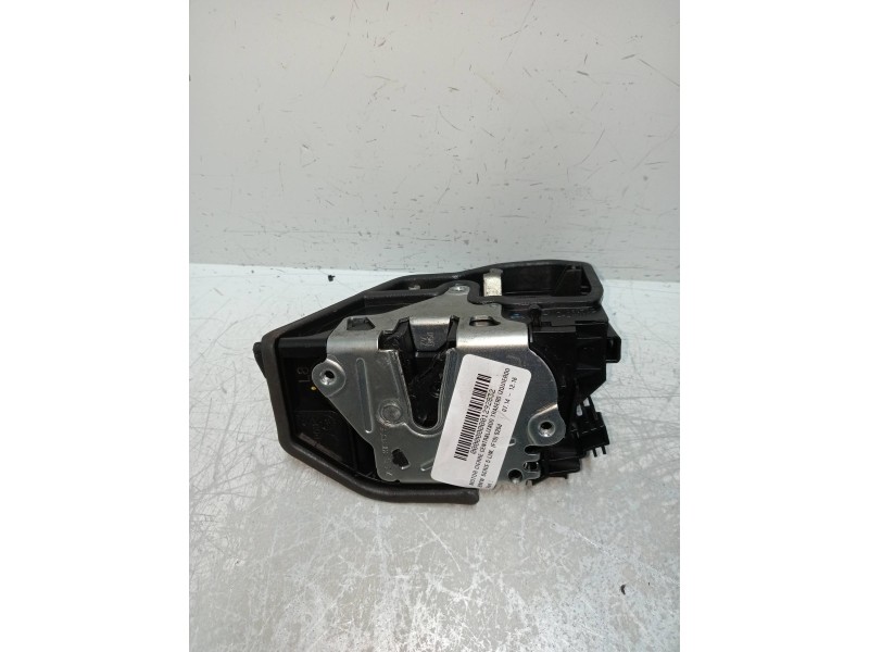Recambio de motor cierre centralizado trasero izquierdo para bmw serie 5 lim. (f10) 520d referencia OEM IAM 7229459 A053702 4P