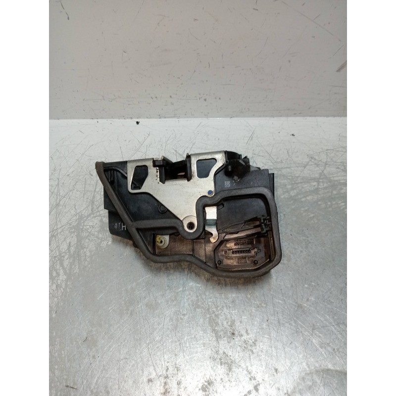 Recambio de motor cierre centralizado trasero derecho para bmw serie 5 berlina (e60) 530d referencia OEM IAM   4P
