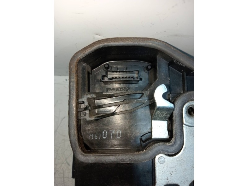 Recambio de motor cierre centralizado trasero derecho para bmw serie 5 berlina (e60) 535d referencia OEM IAM 7167070  4P