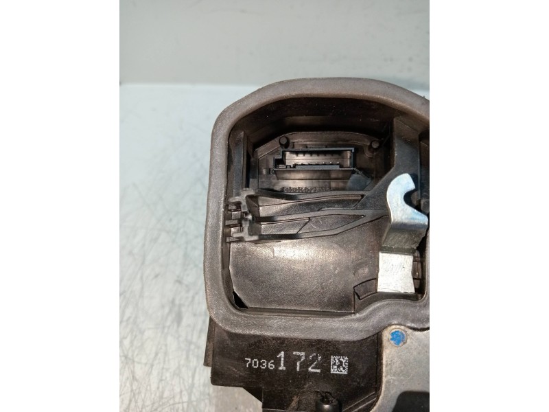 Recambio de motor cierre centralizado trasero derecho para bmw serie 5 berlina (e60) 530d referencia OEM IAM 7036172  4P