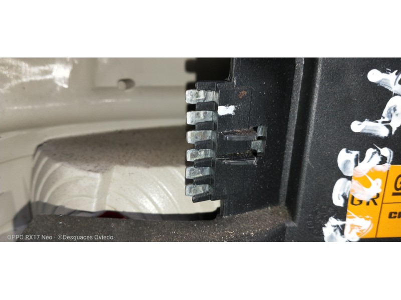 Recambio de piloto trasero derecho para opel vectra b berlina básico referencia OEM IAM 90568049  