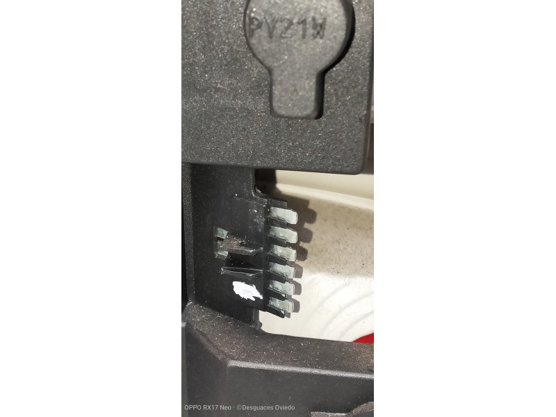 Recambio de piloto trasero izquierdo para opel vectra b berlina básico referencia OEM IAM 90568047  