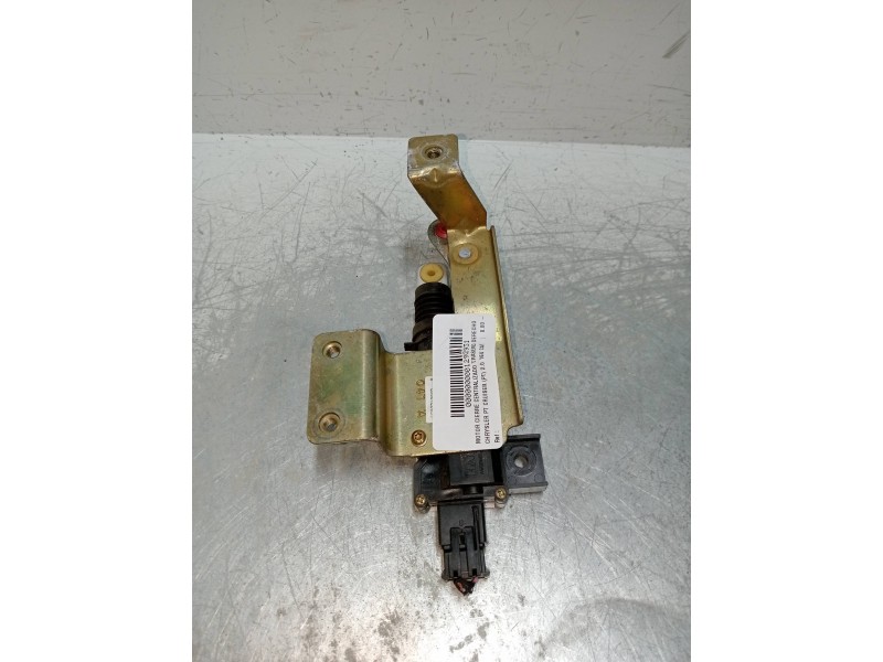 Recambio de motor cierre centralizado trasero derecho para chrysler pt cruiser (pt) 2.0 16v cat referencia OEM IAM   5P