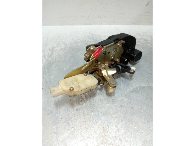 Recambio de motor cierre centralizado delantero derecho para chrysler pt cruiser cabrio 2.4 16v cat referencia OEM IAM   2P