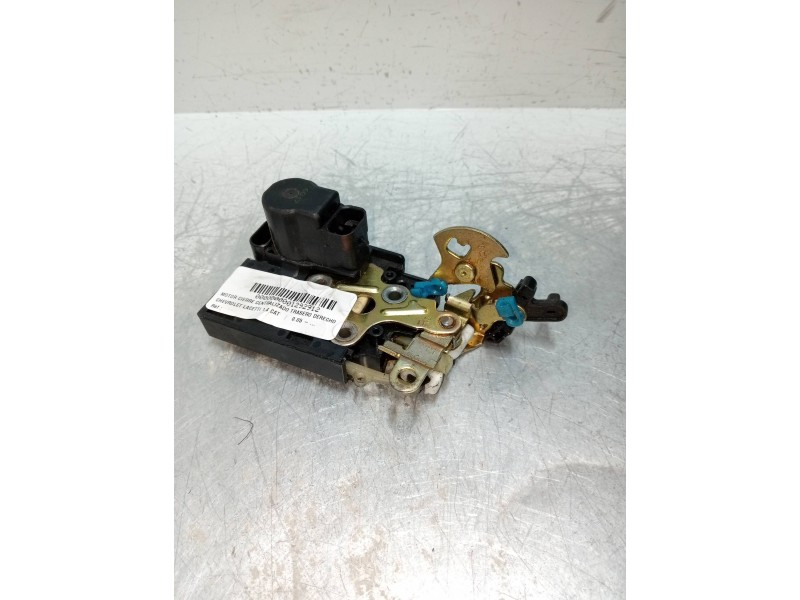 Recambio de motor cierre centralizado trasero derecho para chevrolet lacetti 1.4 cat referencia OEM IAM   