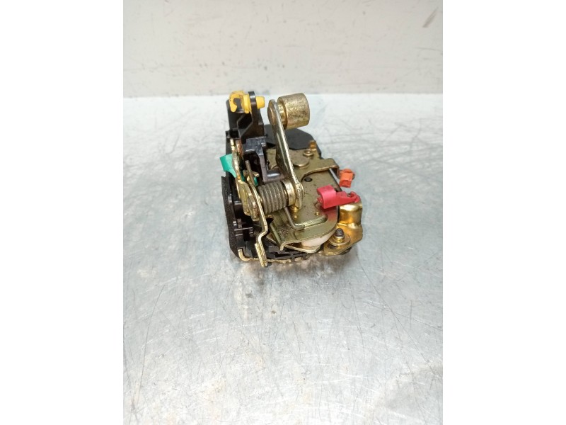 Recambio de motor cierre centralizado delantero izquierdo para chrysler pt cruiser (pt) 2.0 16v cat referencia OEM IAM   5P