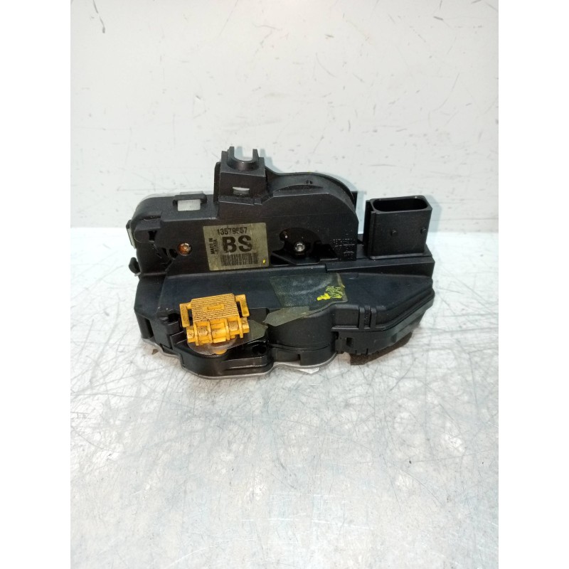 Recambio de motor cierre centralizado trasero izquierdo para chevrolet cruze station wagon ltz referencia OEM IAM 13579557  5P