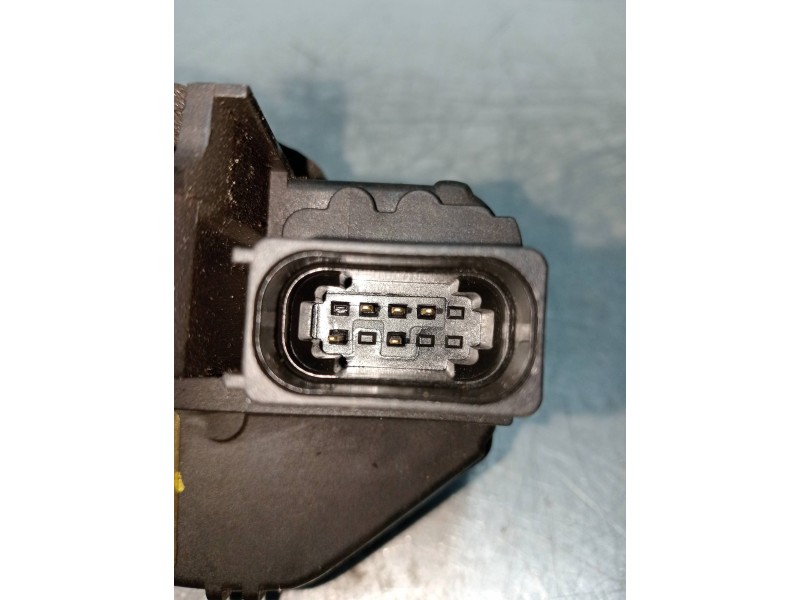 Recambio de motor cierre centralizado trasero izquierdo para chevrolet cruze station wagon ltz referencia OEM IAM 13579557  5P