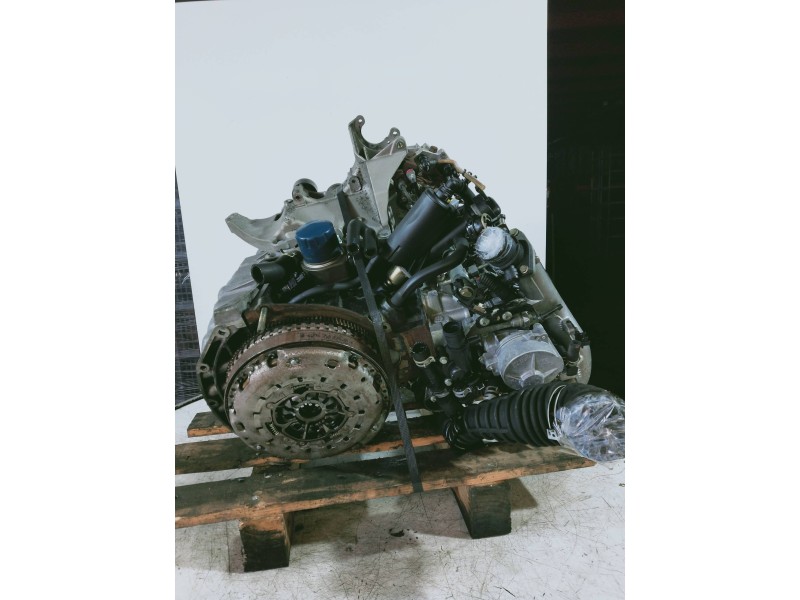 Recambio de motor completo para nissan primera berlina (p12) acenta referencia OEM IAM F9QA260 C028809 BOSCH