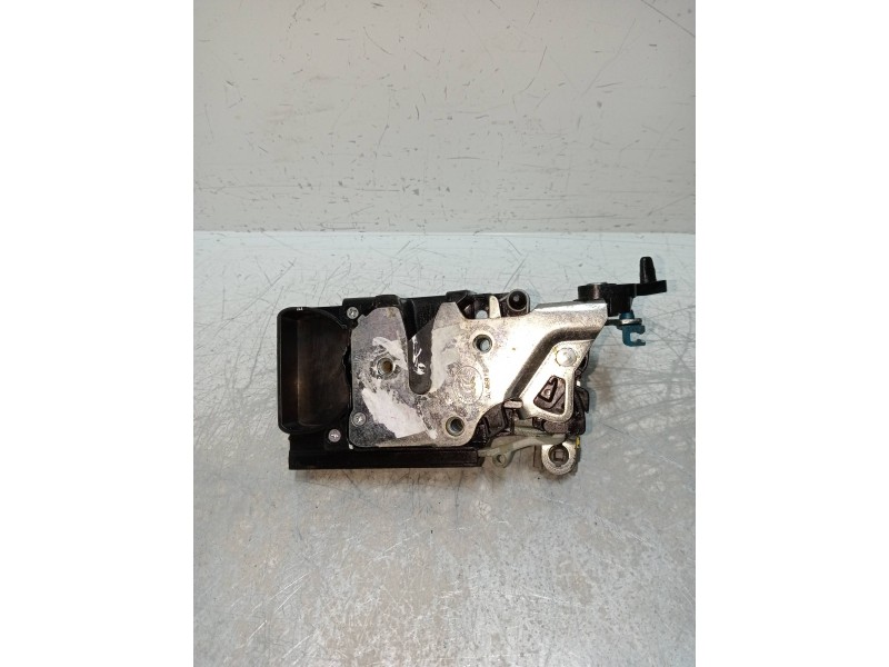 Recambio de motor cierre centralizado trasero izquierdo para chevrolet kalos 1.2 se referencia OEM IAM   5P