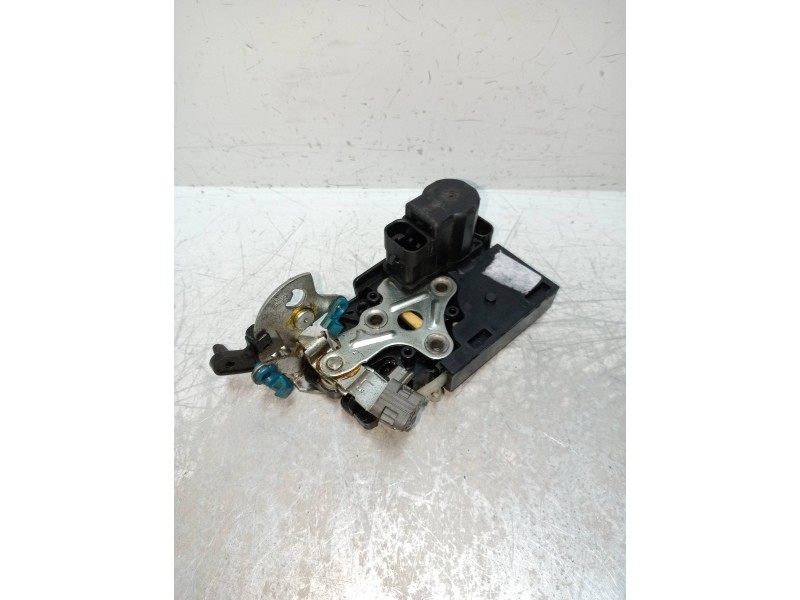 Recambio de motor cierre centralizado trasero izquierdo para chevrolet kalos 1.2 se referencia OEM IAM   5P