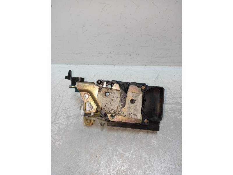 Recambio de motor cierre centralizado trasero derecho para chevrolet kalos 1.4 se referencia OEM IAM   5P