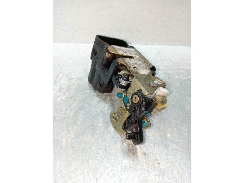 Recambio de motor cierre centralizado trasero derecho para chevrolet kalos 1.4 se referencia OEM IAM   5P