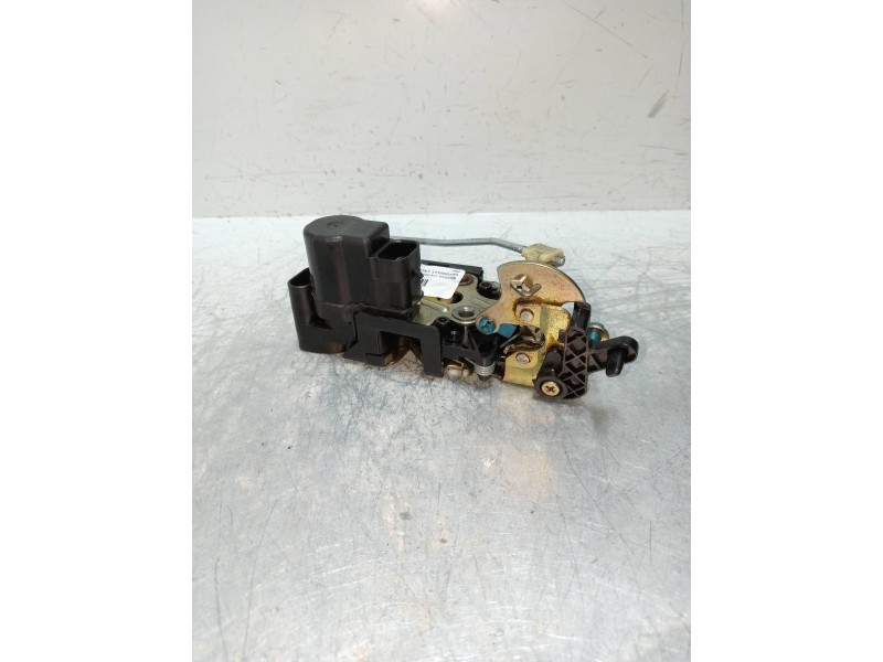 Recambio de motor cierre centralizado trasero izquierdo para chevrolet lacetti sx referencia OEM IAM   5P