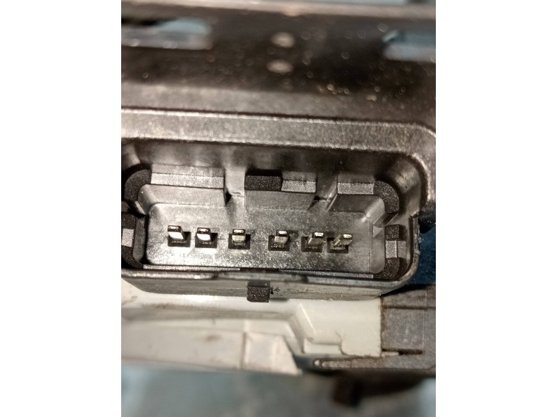Recambio de motor cierre centralizado trasero izquierdo para citroen c5 berlina exclusive referencia OEM IAM 574395 A01775 4P