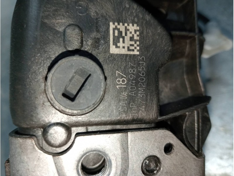 Recambio de motor cierre centralizado trasero izquierdo para citroen c5 berlina millenium referencia OEM IAM 006187 A04987 4P