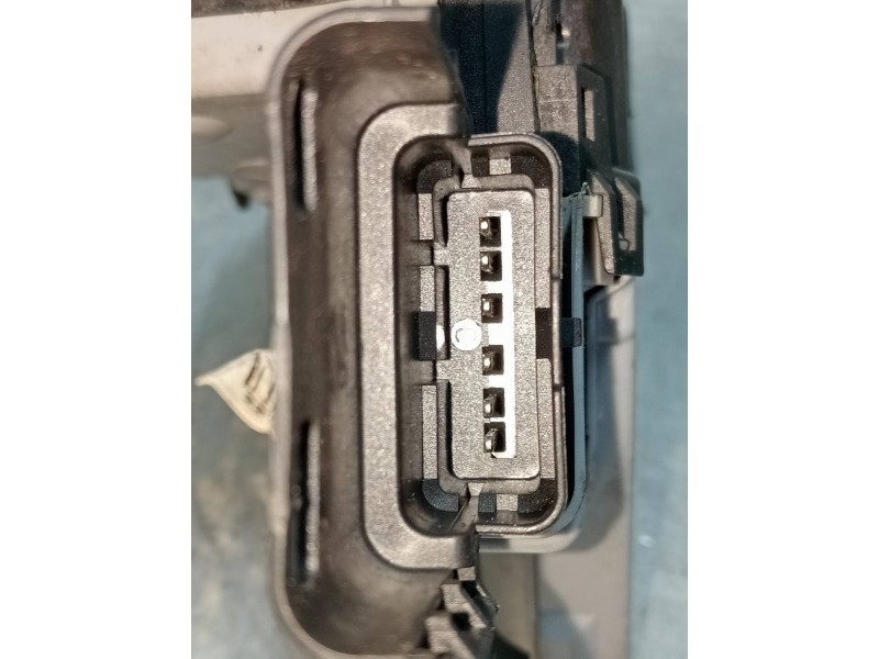 Recambio de motor cierre centralizado trasero izquierdo para citroen c5 berlina millenium referencia OEM IAM 006187 A04987 4P