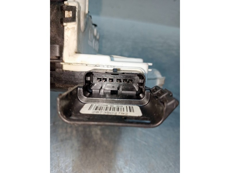 Recambio de motor cierre centralizado delantero derecho para citroen c5 berlina millenium referencia OEM IAM 006181 A04955 4P