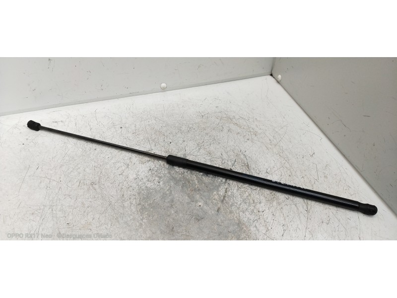 Recambio de amortiguadores capo para audi a3 sedán(8vs) attraction referencia OEM IAM 8V082335903S  