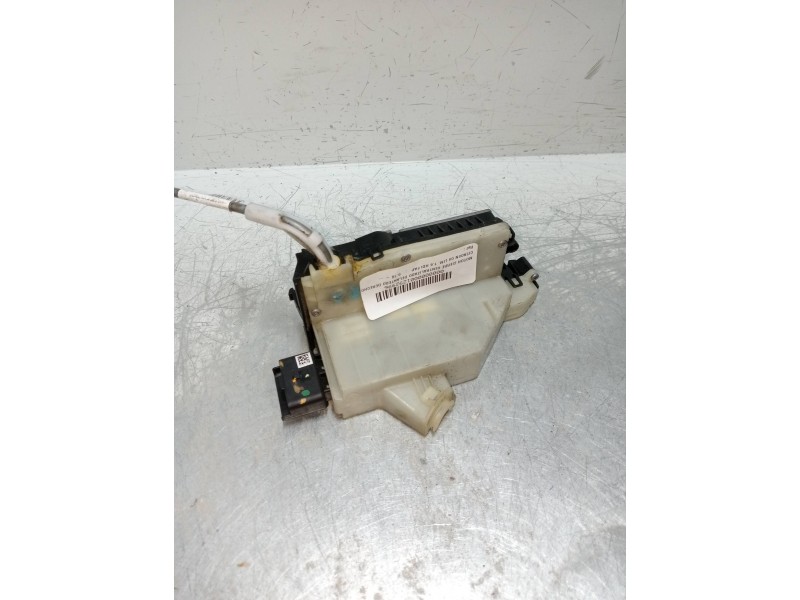 Recambio de motor cierre centralizado delantero derecho para citroen c4 lim. 1.6 hdi fap referencia OEM IAM   5P