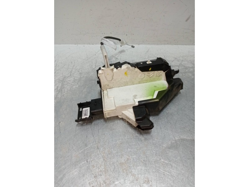 Recambio de motor cierre centralizado trasero derecho para citroen c3 1.4 hdi referencia OEM IAM 732315 A04096 5P