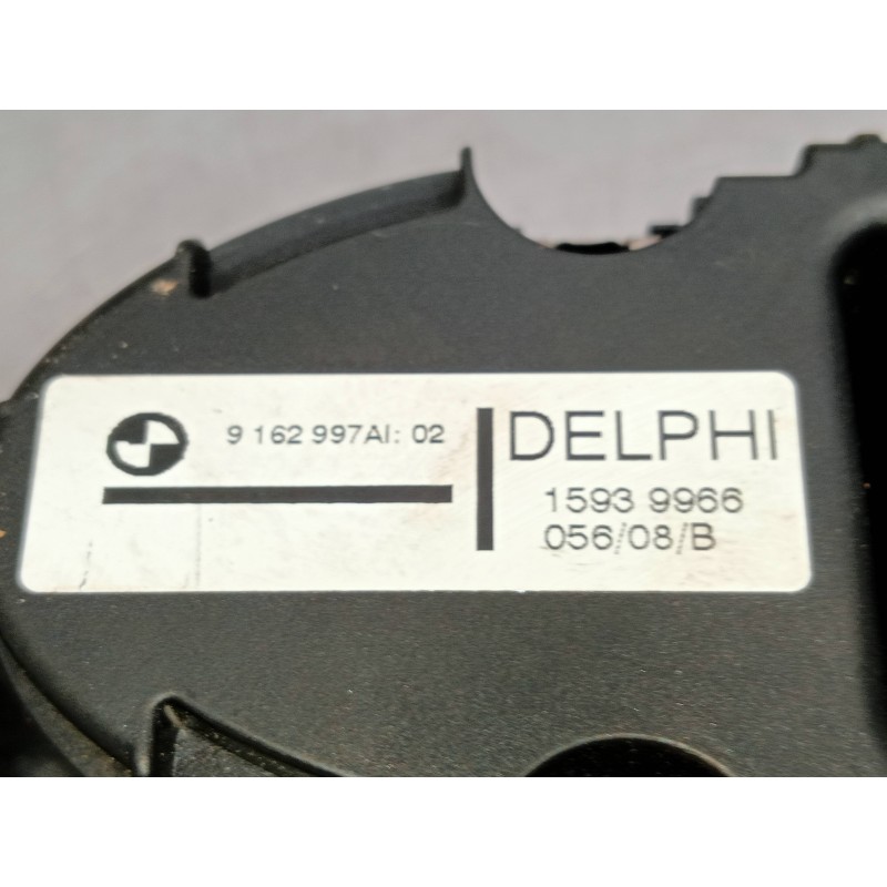 Recambio de mando elevalunas delantero derecho para bmw serie 1 berlina (e81/e87) 118d referencia OEM IAM 9162997 15939966 3P
