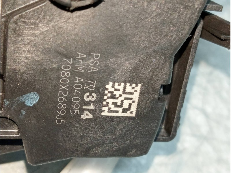 Recambio de motor cierre centralizado trasero izquierdo para citroen c3 1.4 hdi referencia OEM IAM 732314 A04095 5P