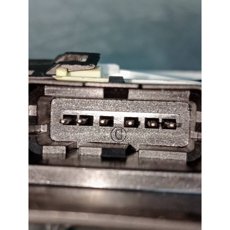 Recambio de motor cierre centralizado delantero izquierdo para citroen c3 1.6 hdi fap referencia OEM IAM 006244 A04947 5P
