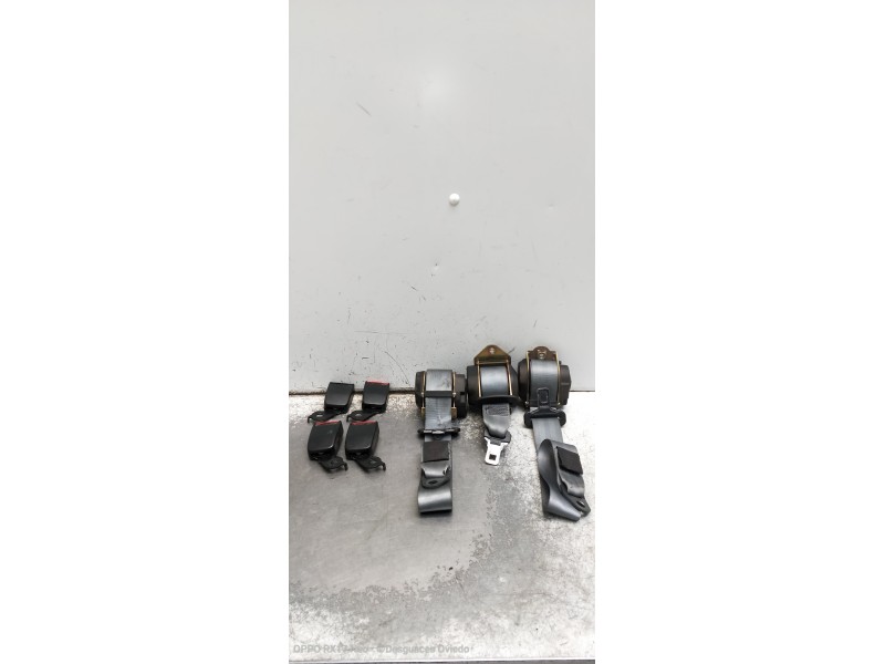 Recambio de juego cinturones trasero para citroen xsara picasso 2.0 hdi vivace referencia OEM IAM   5P