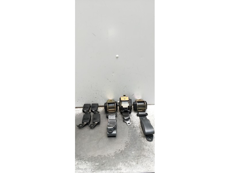 Recambio de juego cinturones trasero para citroen xsara picasso 2.0 hdi vivace referencia OEM IAM   5P