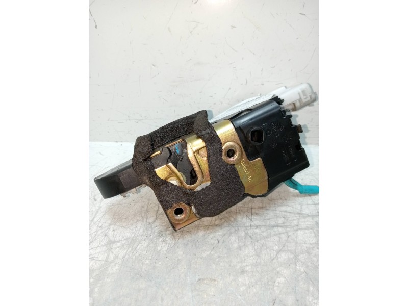 Recambio de motor cierre centralizado delantero izquierdo para citroen c6 2.7 v6 hdi fap cat (uhz / dt17ted4) referencia OEM IAM