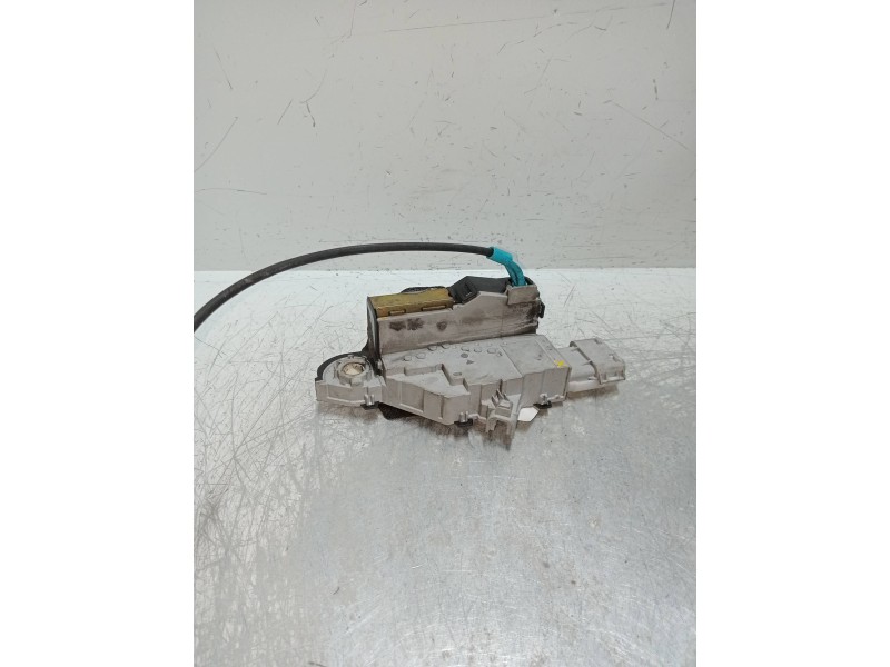 Recambio de motor cierre centralizado delantero izquierdo para citroen c6 2.7 v6 hdi fap cat (uhz / dt17ted4) referencia OEM IAM