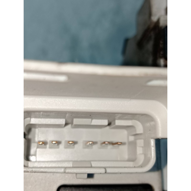 Recambio de motor cierre centralizado delantero izquierdo para citroen c6 2.7 v6 hdi fap cat (uhz / dt17ted4) referencia OEM IAM