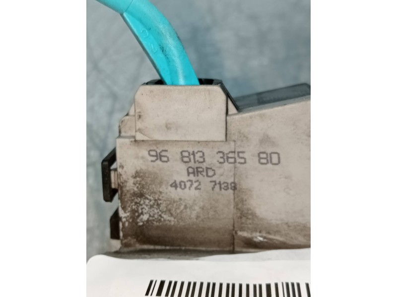 Recambio de motor cierre centralizado trasero derecho para citroen c6 2.7 v6 hdi fap cat (uhz / dt17ted4) referencia OEM IAM 968