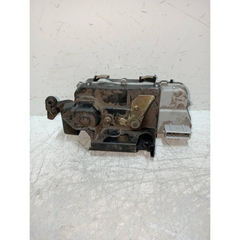 Recambio de motor cierre centralizado trasero derecho para citroen xsara berlina 1.9td attraction referencia OEM IAM  97 5P