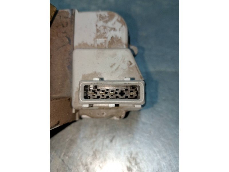 Recambio de motor cierre centralizado trasero derecho para citroen xsara berlina 1.9td attraction referencia OEM IAM  97 5P