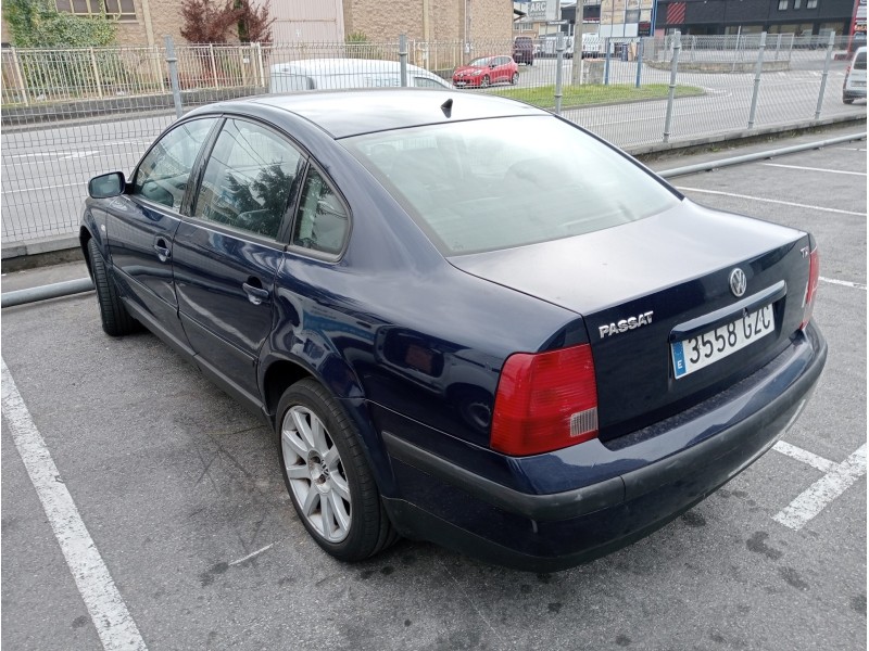 volkswagen passat berlina (3b2) del año 1999