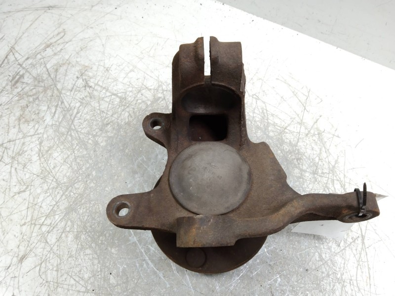 Recambio de mangueta delantera izquierda para ford sierra berlina 1.8 turbodiesel referencia OEM IAM   