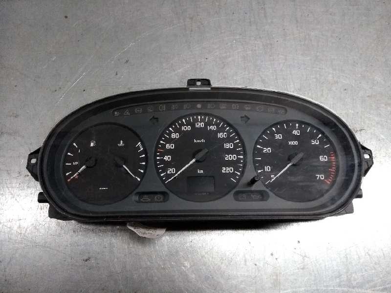 Recambio de cuadro instrumentos para renault megane i classic (la0) 1.6 referencia OEM IAM 7700847782F NS02879044  Recambio de cuadro instrumentos para renault megane i classic (la0) 1.6 referencia OEM IAM 7700847782F NS02879044