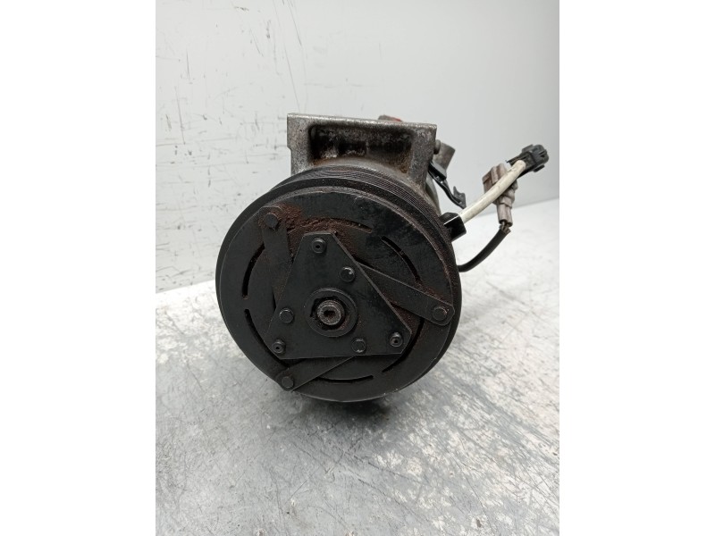 Recambio de compresor aire acondicionado para renault clio iv technofeel referencia OEM IAM 926000217R  