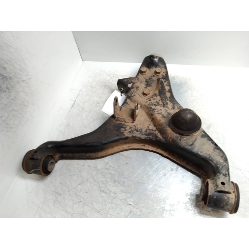 Recambio de brazo suspension inferior delantero derecho para mitsubishi l 200 (ka0/kb0) 2.5 di-d cat referencia OEM IAM   